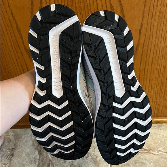 Saucony Cohesion 13 Sneaker Athletic Shoes in Light Gray and Mint - Size 9 - Picture 7 of 11